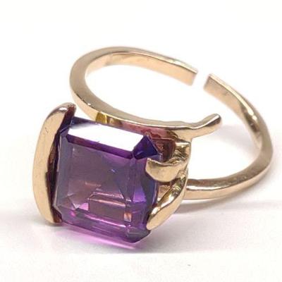 14K Yellow Gold & Amethyst Ring (sz 6)
