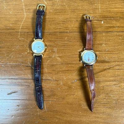 LADY'S FOSSIL & SEIKO WATCHES | Wristwatches with leather straps.

