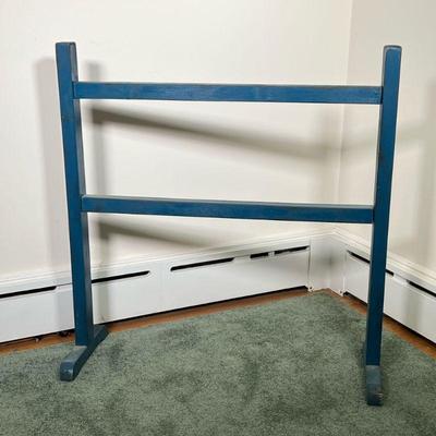 WOOD QUILT RACK | Blue-painted wood quilt rack. - l. 33.5 x w. 12 x h. 35 in

