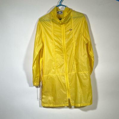 LACOSTE WOMEN'S RAIN COAT | Women's yellow rain slicker, packable rain jacket, vintage Izod Lacoste for her. - l. 18 x h. 38 in

