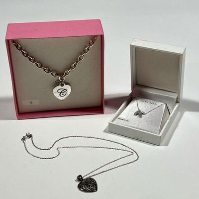 (3PC) GOLD & SILVER NECKLACES | Including a 10k gold necklace with a letter “K” pendant, and 2 silver heart-shaped necklaces. - l. 17...