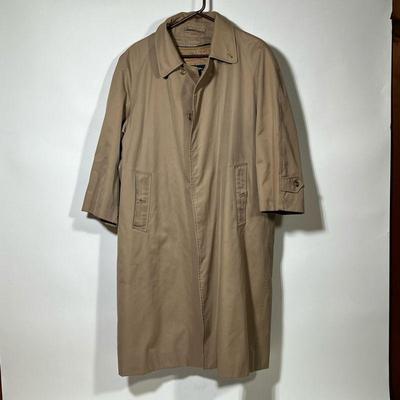VINTAGE MENS BURBERRY LONDON BROWN TRENCH COAT | h. 45 in

