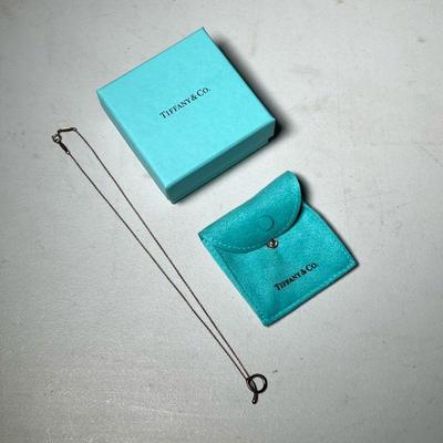 TIFFANY & CO STERLING SILVER NECKLACE | Sterling silver necklace from Tiffany & Co, marked “Sterling / 925” in original box. - l....