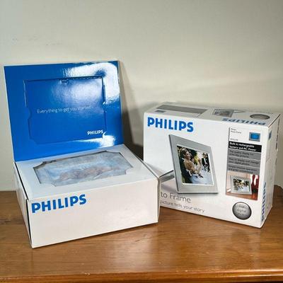 NEW PHILIPS DIGITAL PHOTO FRAME | New in-box Philips digital photo frame with all accessories inside. - l. 12-1/2 x w. 5-1/2 x h. 10 in

