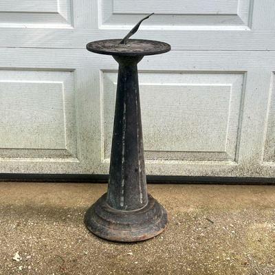 IRON SUNDIAL | Cast iron sundial garden ornament with round base. - h. 24.5 x dia. 10.25 in

