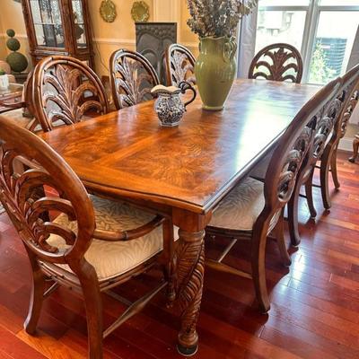 Beautiful wood, Tommy Bahama style dining room table Matter