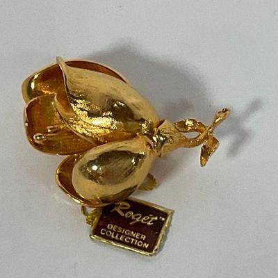 Vinatge Roget Brooch