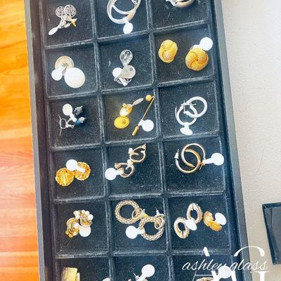 Check Out Items / Cased Items