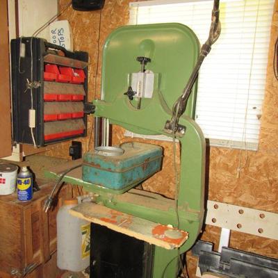vertical band saw