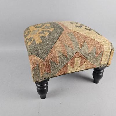 Lot 343 | Vtg Jute Southwest Pattern Foot Stool
