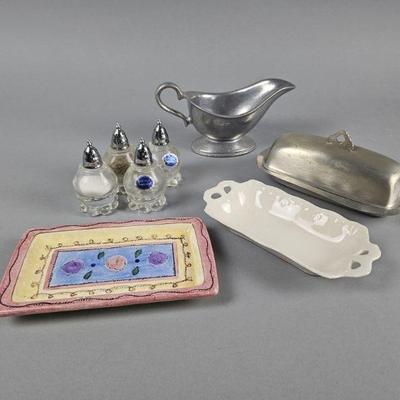 Lot 436 | Vtg Wilton Armetale, Imperial Shakers & More!
