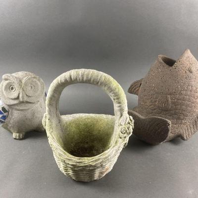 Lot 458 | Concrete Statues
