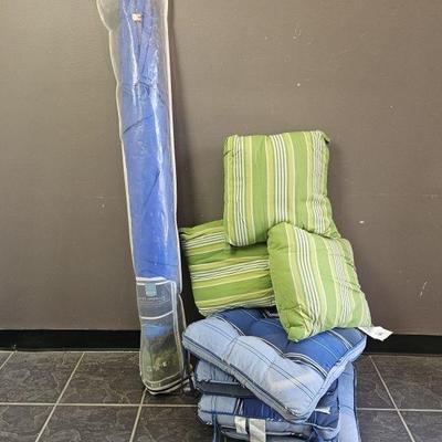 Lot 96 | Summer Living Outdoor Pillows & Umbrella
