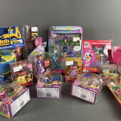 Lot 18 | Dora & More
