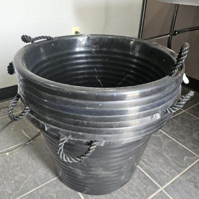 Lot 99 | Lot of Plastic Tubs
