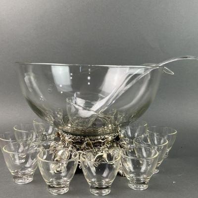 Lot 129 | Vintage Pitman-Dietzer Punch Bowl
