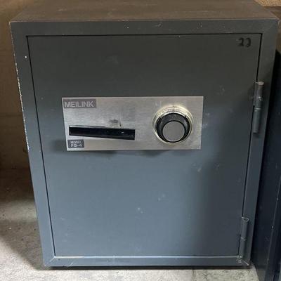 Lot 568 | Meilink Safe Model FS-4
