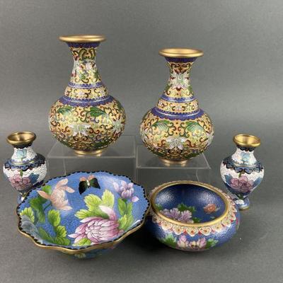 Lot 109 | Cloisonne Asian Pieces
