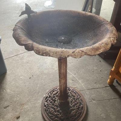 Lot 425 | Bird Bath
