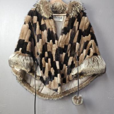 Lot 182 | Vintage Wincrest Mixed Fur Cape
