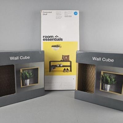 Lot 70 | New Wall Cubes & Horizontal Shelf
