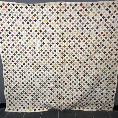 Lot 457 | Cathedral Window Quilt
