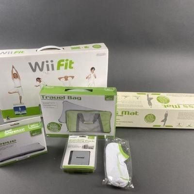 Lot 44 | New Wii Fit Lot

