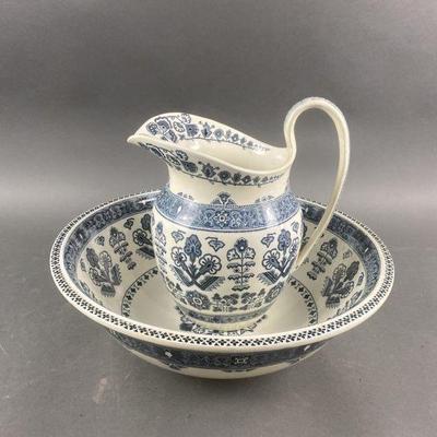 Lot 357 | Vintage Wedgwood Wash Basin & Pitcher
