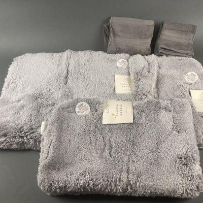 Lot 29 | New Lauren Conrad Bathroom Decor
