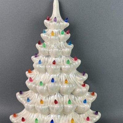 Lot 117 | Atlantic Mold White Ceramic Wall Christmas Tree
