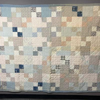 Lot 442 | Vintage Quilt
