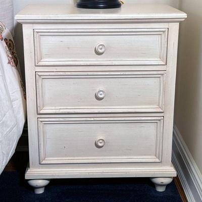 WHITE PAINTED NIGHTSTAND | Ethan Allen nightstand with three drawers. - l. 17 x w. 24 x h. 29 in

