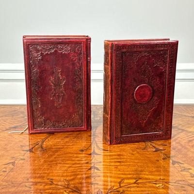 PAIR LEATHER BOOK FORM BOOKENDS | l. 6 x w. 6 x h. 8.5 in

