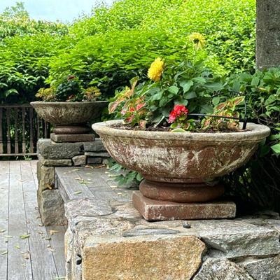 (2PC) PAIR CONCRETE LOW-BASIN PLANTERS | h. 13 x dia. 26 in (each)

