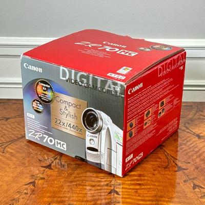 CANON ZR70MC DIGITAL CAMCORDER |

