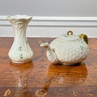 (2PC) BELLEEK CERAMICS | Including a teapot and flower vase decorated with clovers. - l. 8.5 x w. 5 in (teapot)

