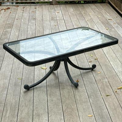 LOW FORM PATIO TABLE | l. 45.5 x w. 26 x h. 18 in

