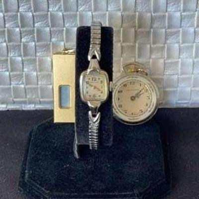 Splendor Pendant Watch Non Working * LED Watch Pendant Q & Q Japan Needs Battery
