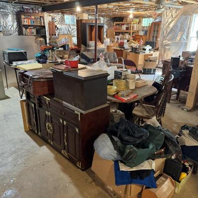 Estate sale photo