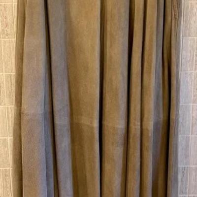 Ralph Lauren Blue Label 100 Percent Genuine Leather Suede Skirt Size 6 With Pockets