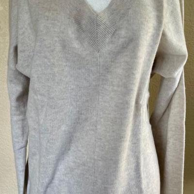 Repeat Easy Knit 100 Percent Cashmere V Neck Sweater Size 40M