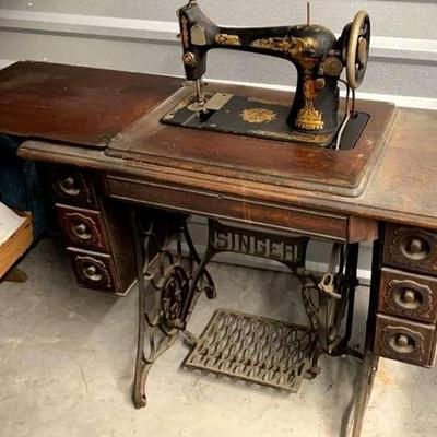 Estate sale photo