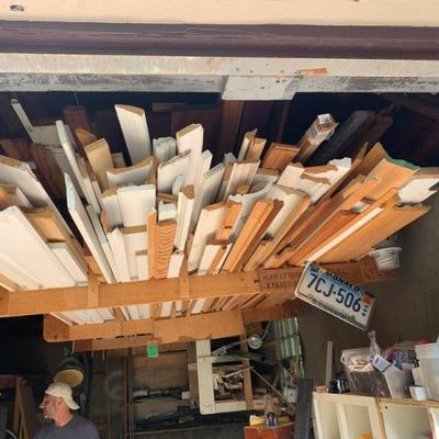 Molding trim lot, most pieces 8’ +