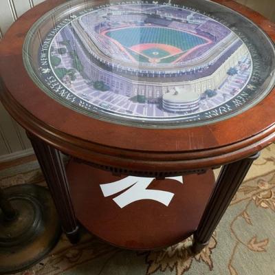 N.Y. Yankees round side table