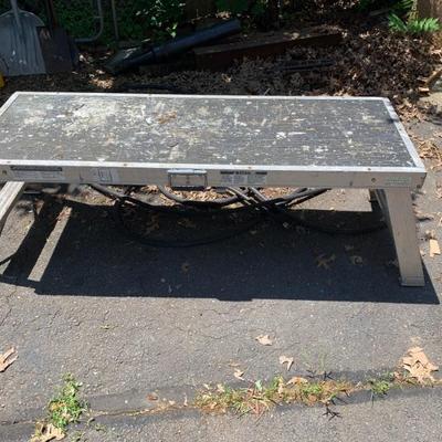 Aluminum work platform