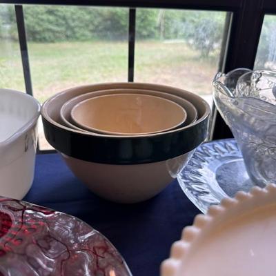 Pottery Mixing Bowls