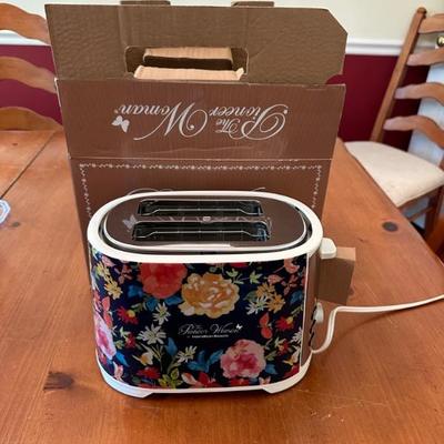 Pioneer Woman Toaster NIB 