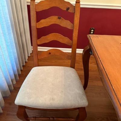 Dining Room Table and 6 chairs Buy it Now $400 OBO