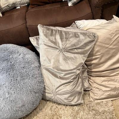 Oversized Pillows