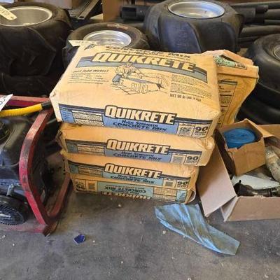 #2306 • Quikrete Concrete Mix
